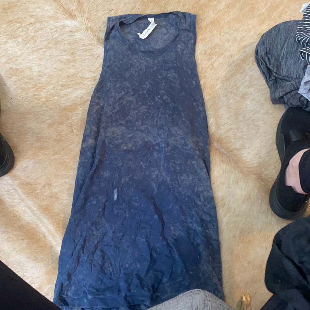 Lululemon tank top